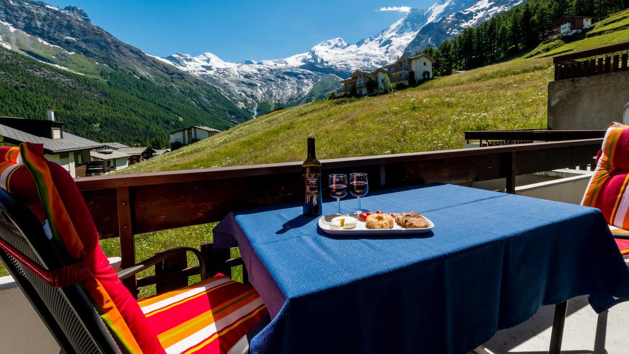 Haus Aristella Apartment Saas-Fee Exterior photo